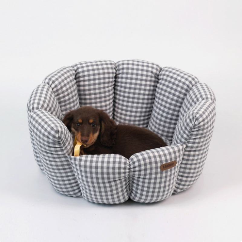 Plaid Pet Bed For All Seasons
